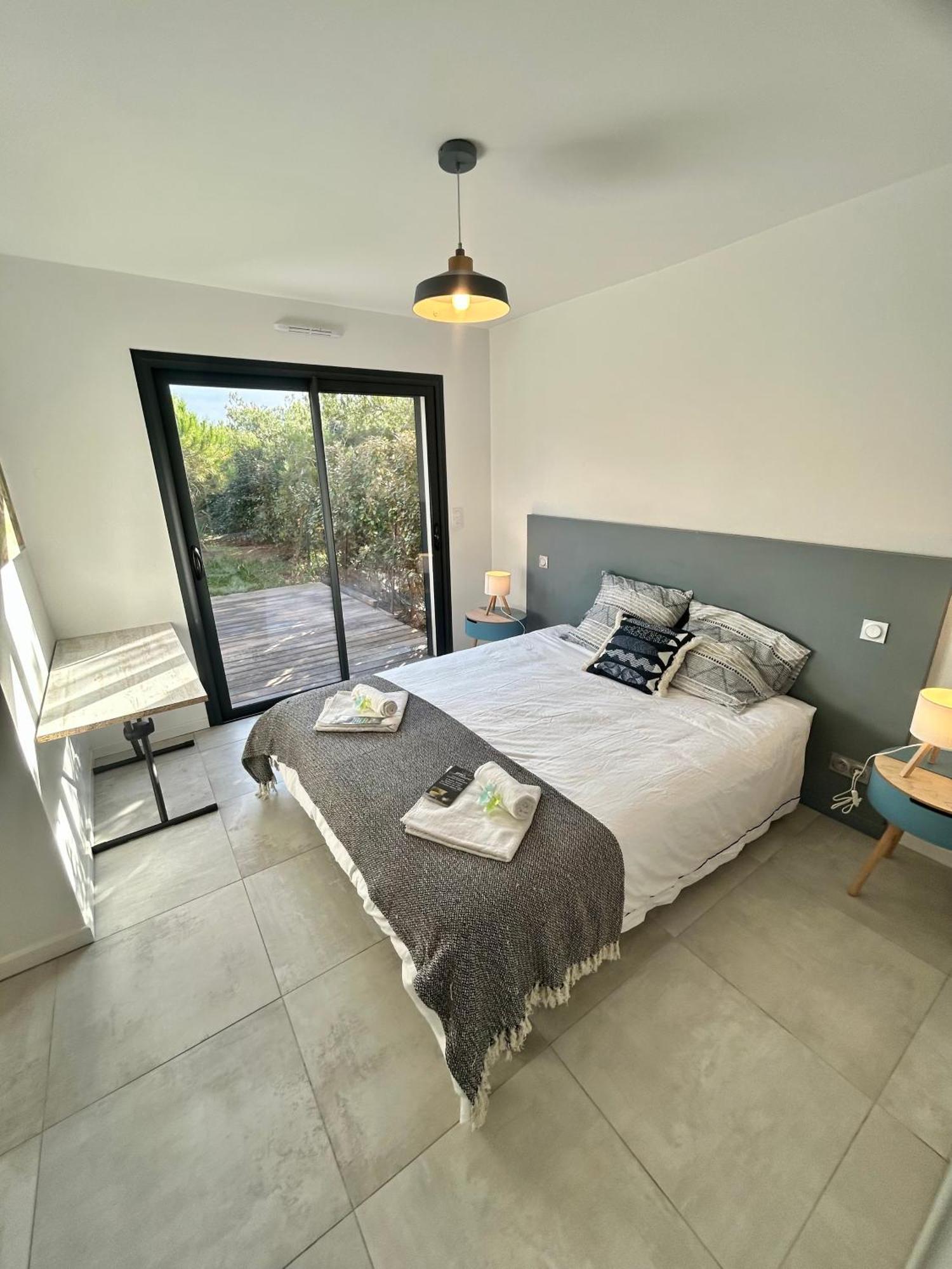 Appartement Luxe Le Levant 耶尔 外观 照片